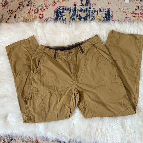 Columbia Other - Columbia Sportswear men’s size 36 cargo pants